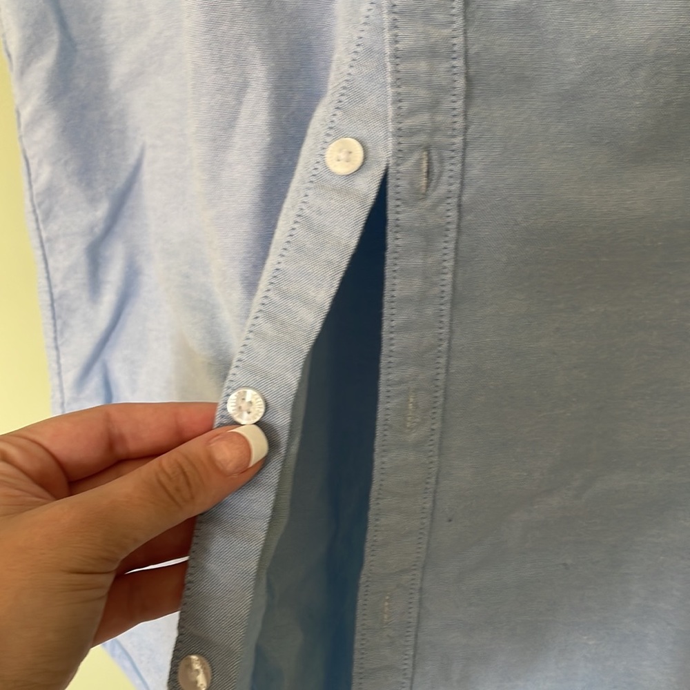 Short-Sleeve Button Up - Picture 4 of 5
